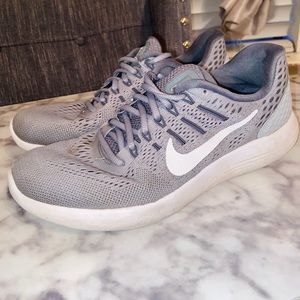 Run Easy-Nike running shoes